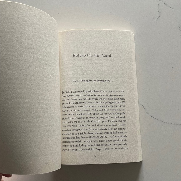 Lauren Graham 'Talking as Fast as I Can' Paperback Book - Picture 2 of 4